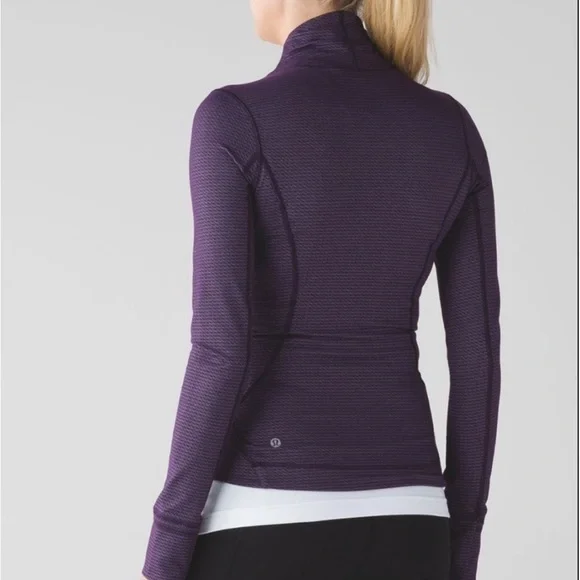 Lululemon Precision Jacket Chain Link Lilac Zinfandel 6 purple asymmetrical zip - Picture 3 of 16